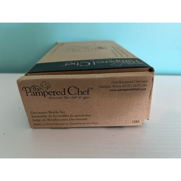 Pampered Chef  Decorator Bottle Set With Box 1585 Pre-Owned - Picture 7 of 8